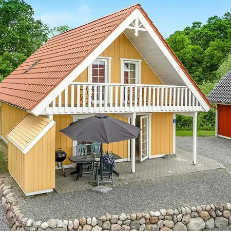 Feriehus Awesome In With Sauna